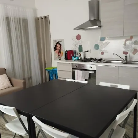 Thomas'home Alojamento de Acomodação e Pequeno-almoço Comiso