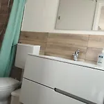 Thomas'home 3* كوميزو