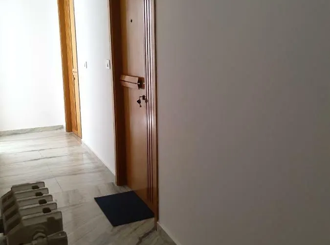 Thomas'home